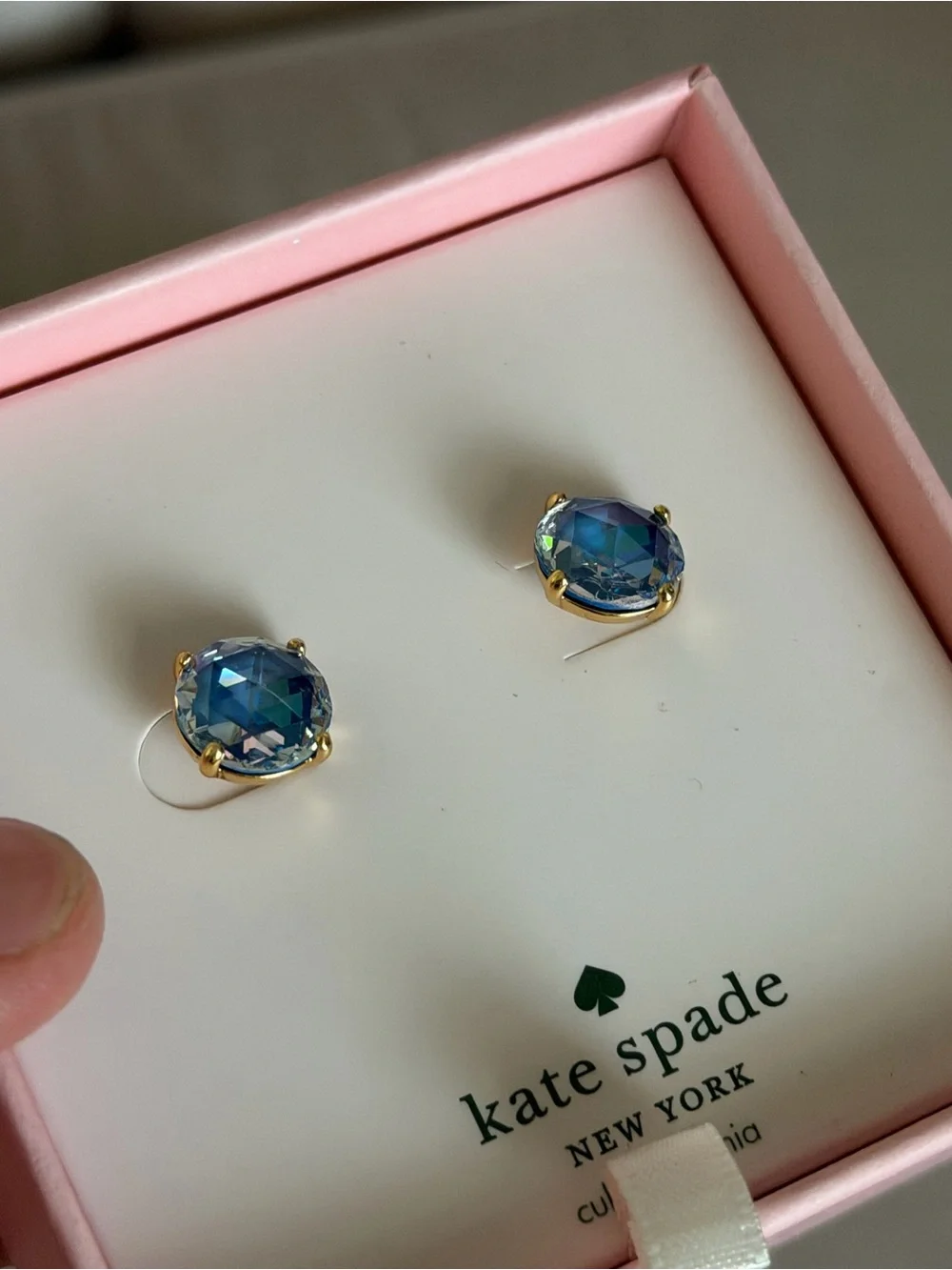 NWT Kate Spade Bright Ideas Sapphire Blue Crystal CZ Gold Tone Stud Earrings